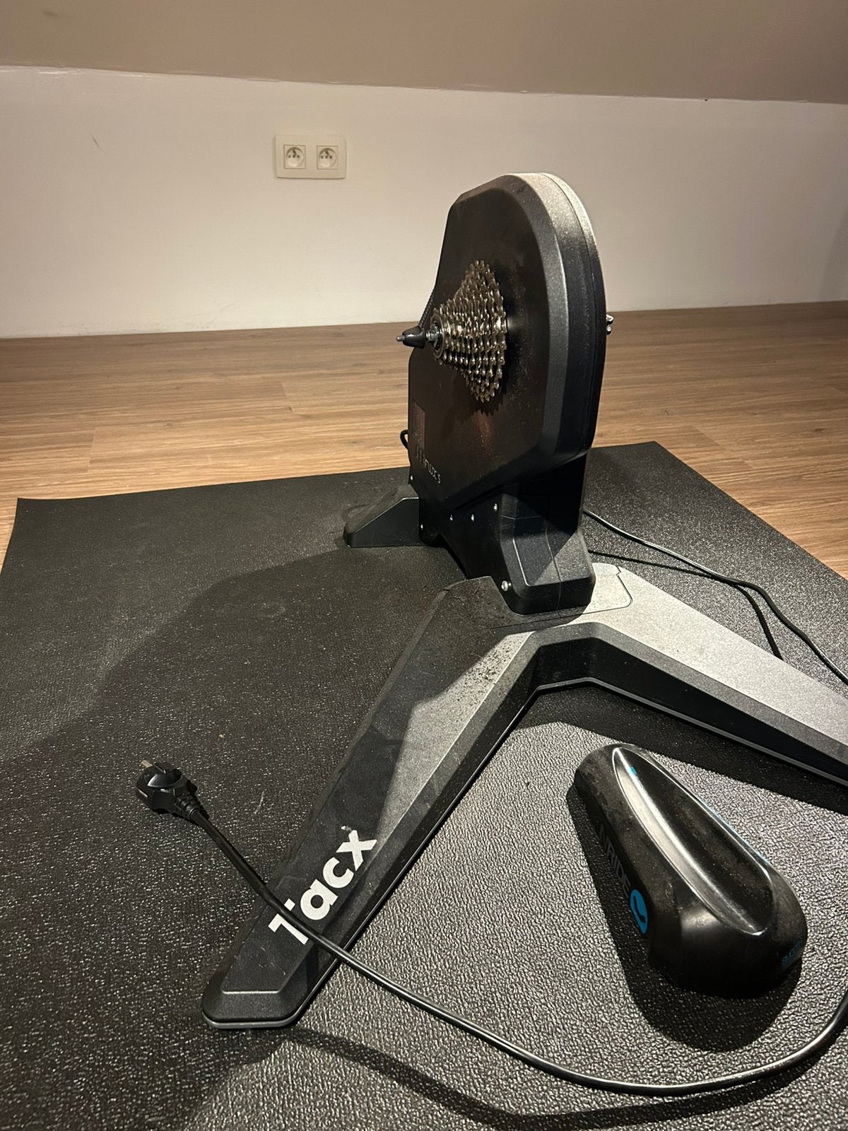 Tacx Flux S Smart T2900S (inc. casette), Fietsen en Brommers, Ophalen, Gebruikt