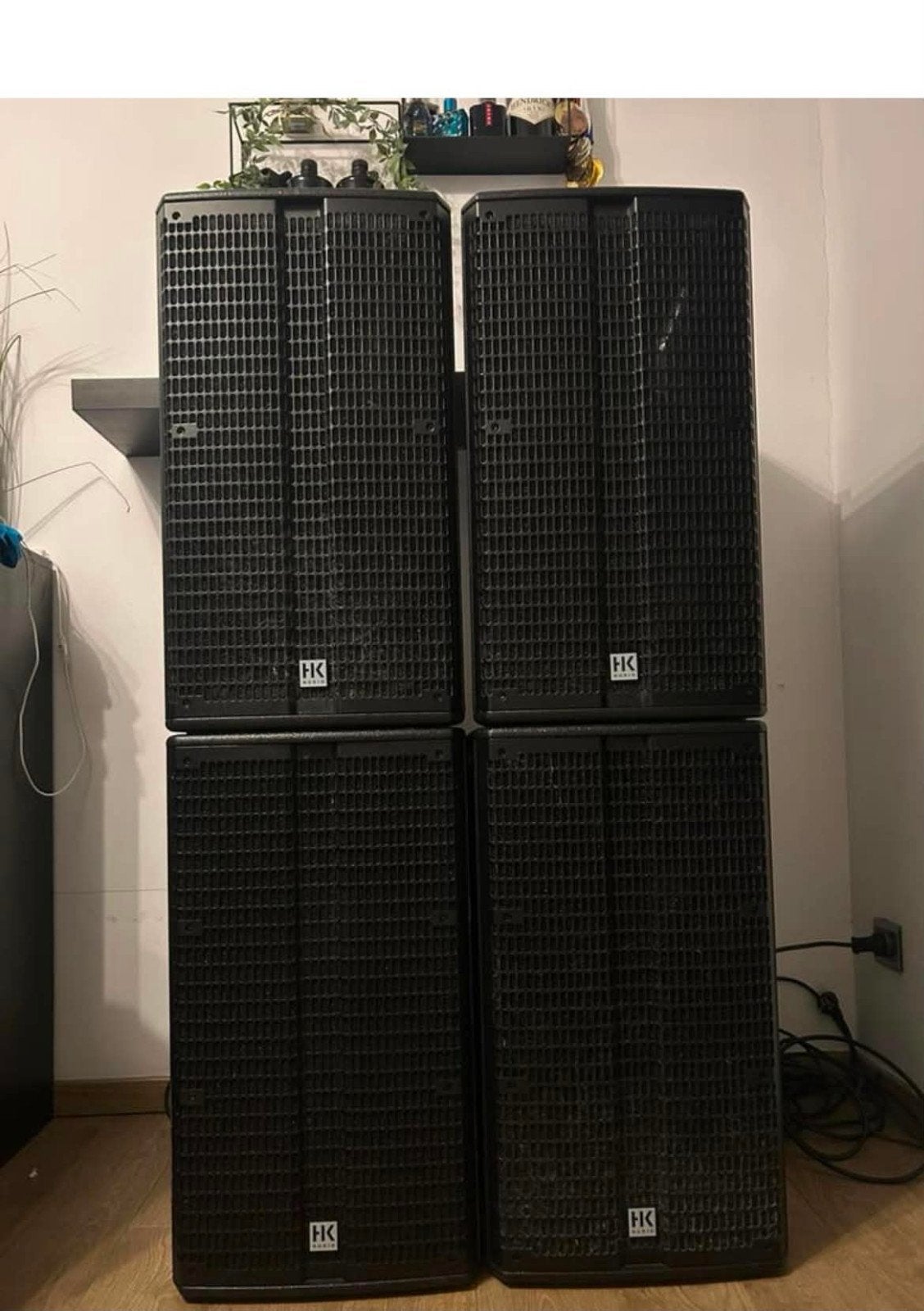 2 topboxen en 2 subwoofers merk Harman Kardon, Zo goed als nieuw, 120 watt of meer, Stereo, Ophalen