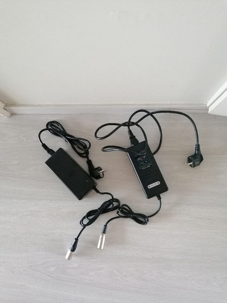 2 elektrische plooifietsen, Ophalen, Zo goed als nieuw