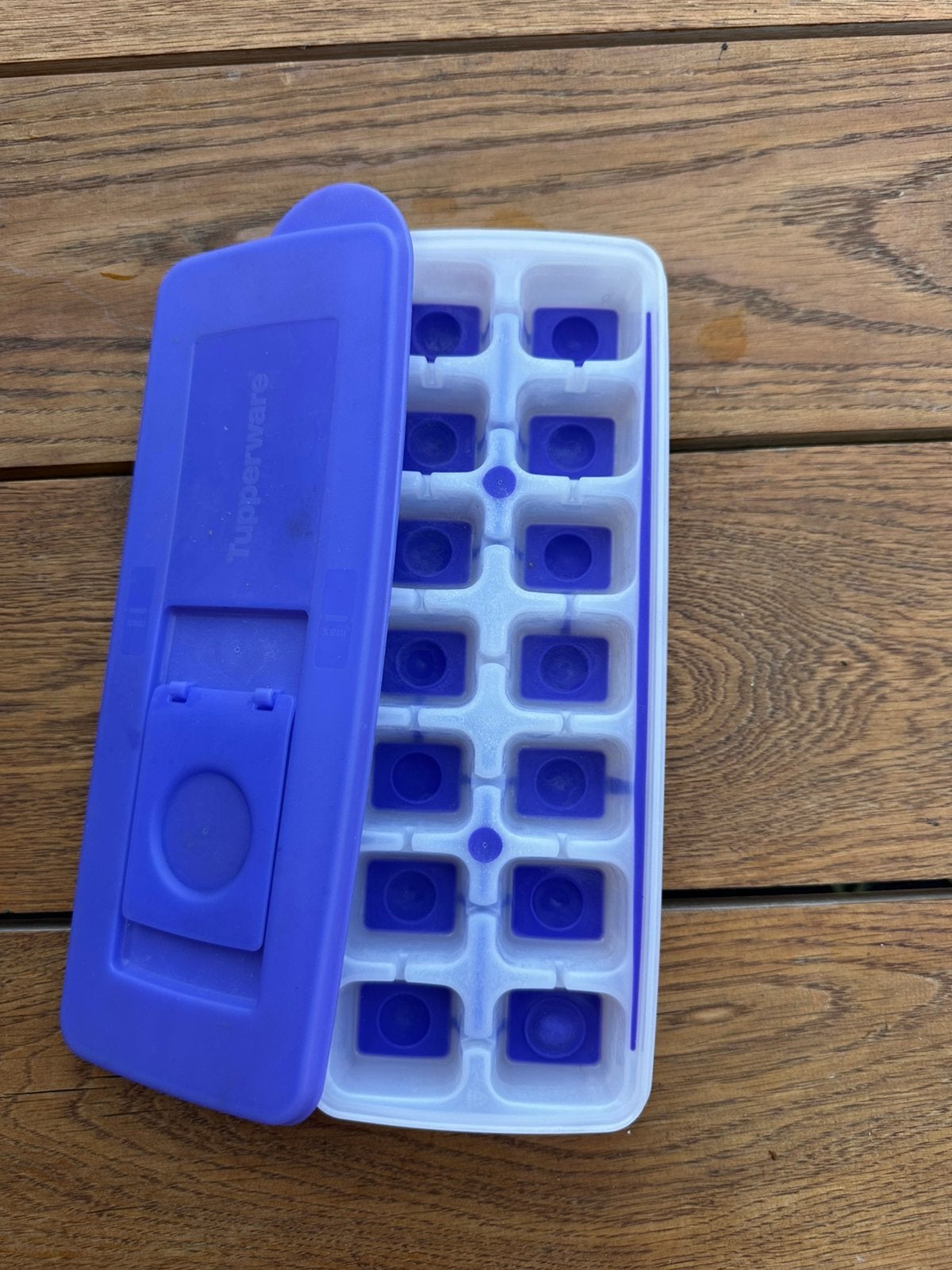 Tupperware ijsblokjes houder, Ophalen, Zo goed als nieuw