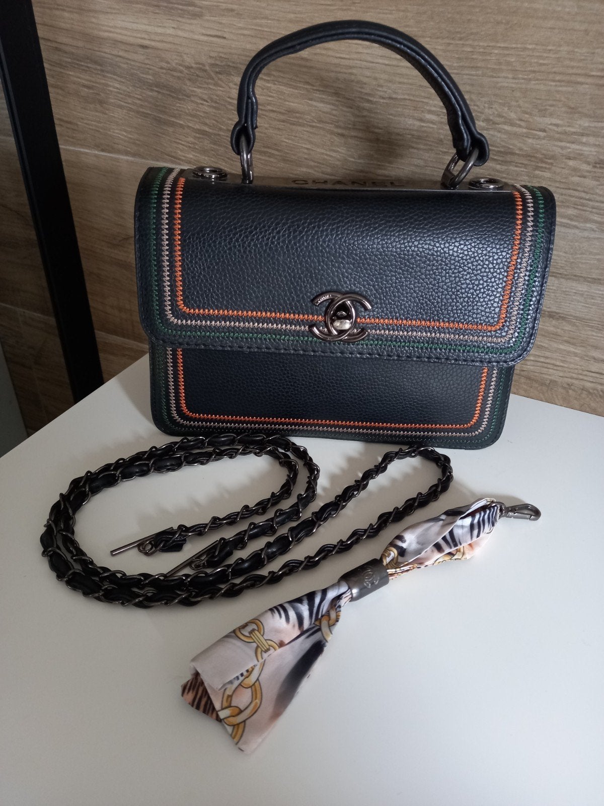 Chanel Classic flap bag medium - zwart, Ophalen of Verzenden, Zo goed als nieuw, Zwart, Handtas