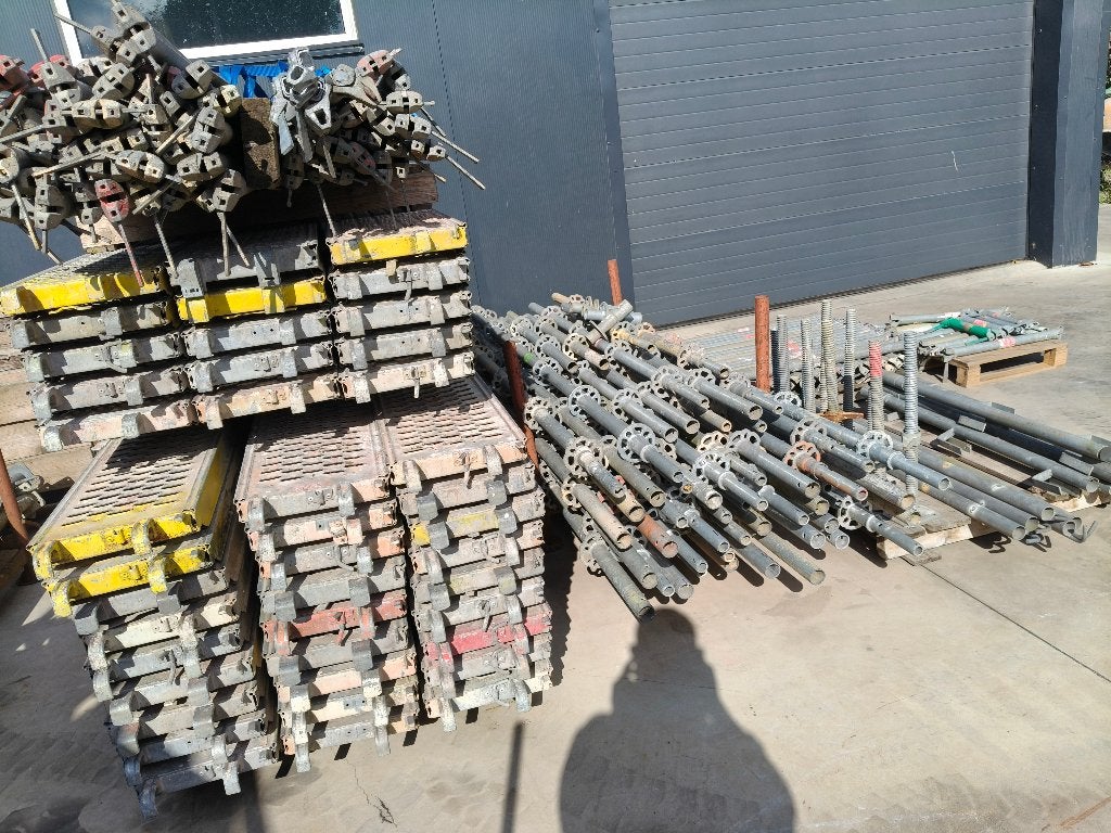 Stelling steiger altrad, Ophalen