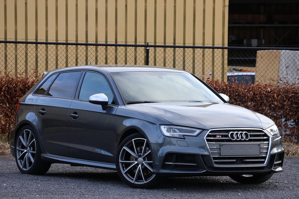 Audi S3 Sportback 2.0 TFSI Quattro ACC/Keyless/Remus, Autos, Audi, Achat, Entretenue par le concessionnaire, Noir, 5 portes