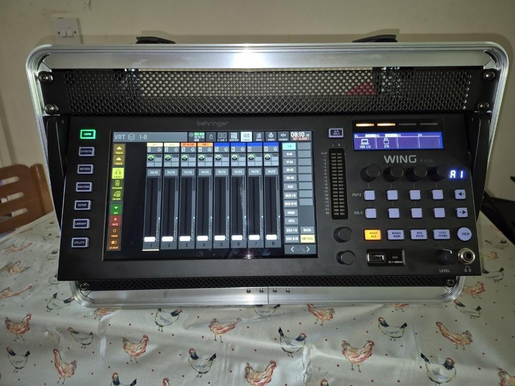 Étagère Behringer Wing dans un étui Gator 6U, Enlèvement ou Envoi