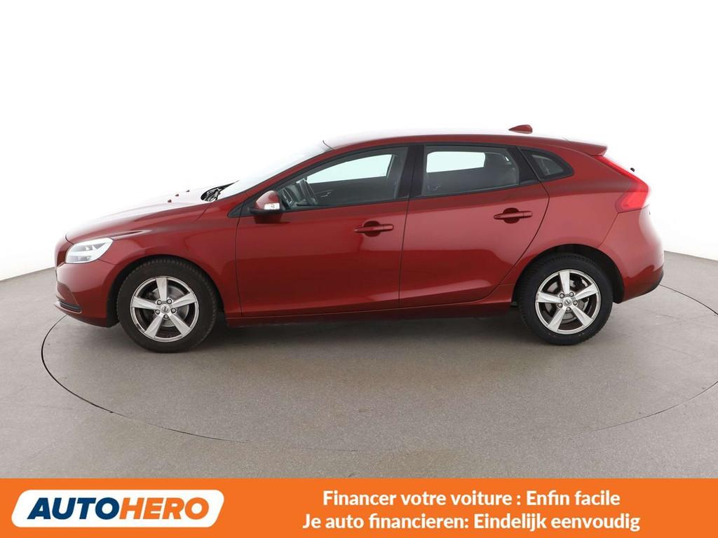 Volvo V40 2.0 D2 Kinetic (année de construction 2018), Achat, Boîte manuelle, https://public.car-pass.be/vhr/af2637f3-b683-49b2-ba2f-66a840a0459e