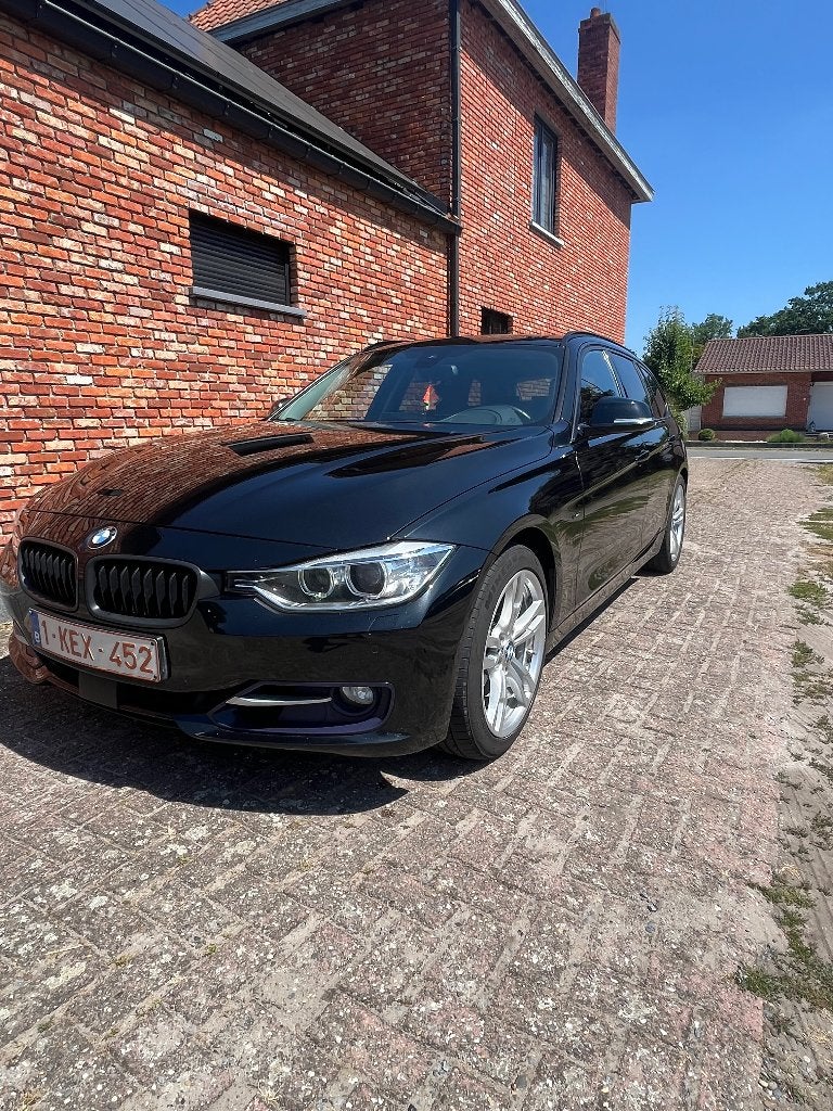 Bmw 330d, Auto's, BMW, Euro 5, Achterwielaandrijving, Zwart, Leder en Stof