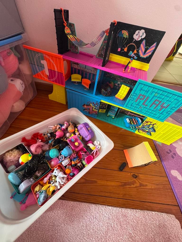 Lol container met extra accessoires erbij, Ophalen