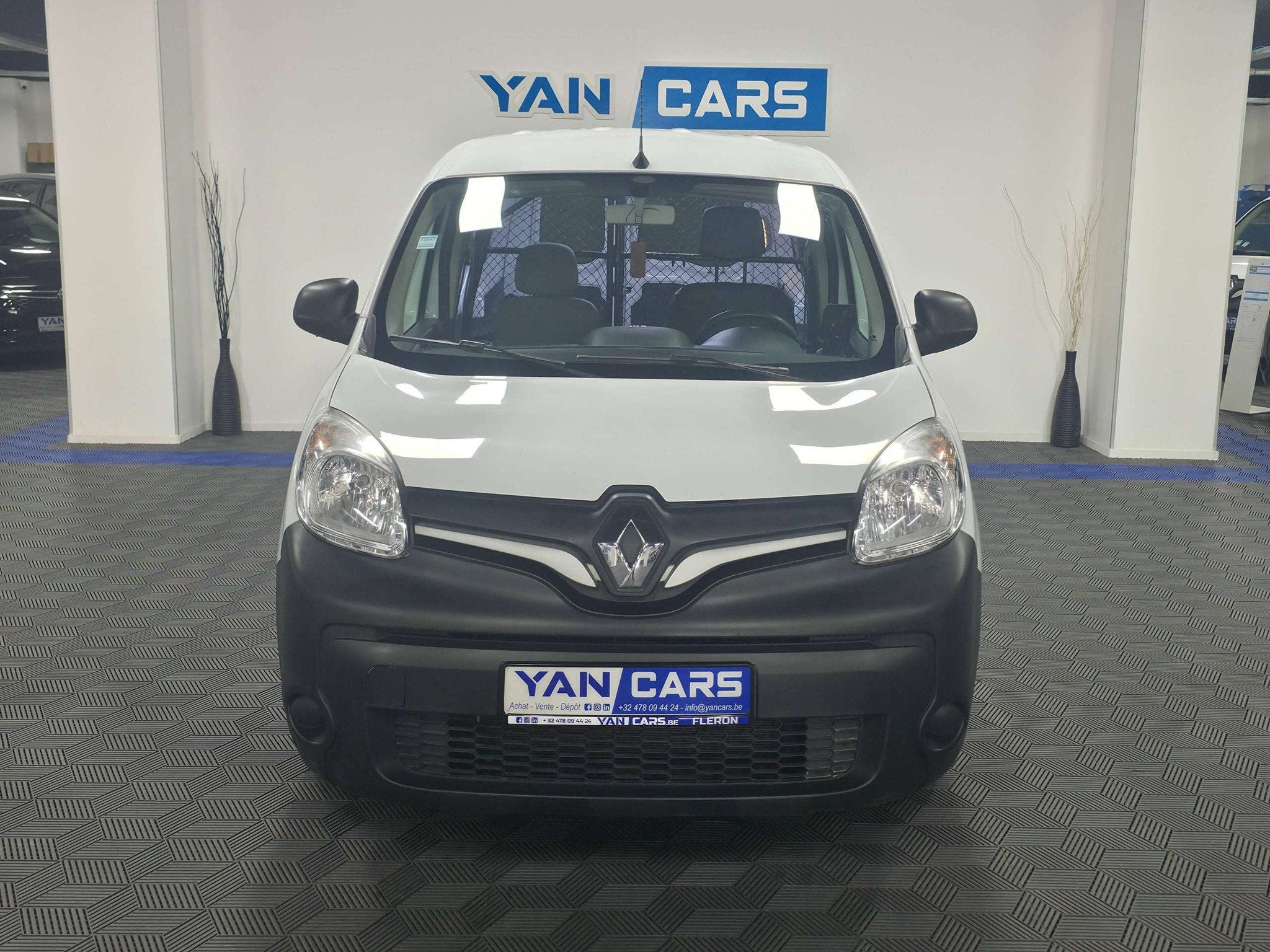 Renault Kangoo MAXI 1.5 Blue dCi 95 · Double porte latéral, Autos, 1330 kg, Achat, Euro 6, Entreprise