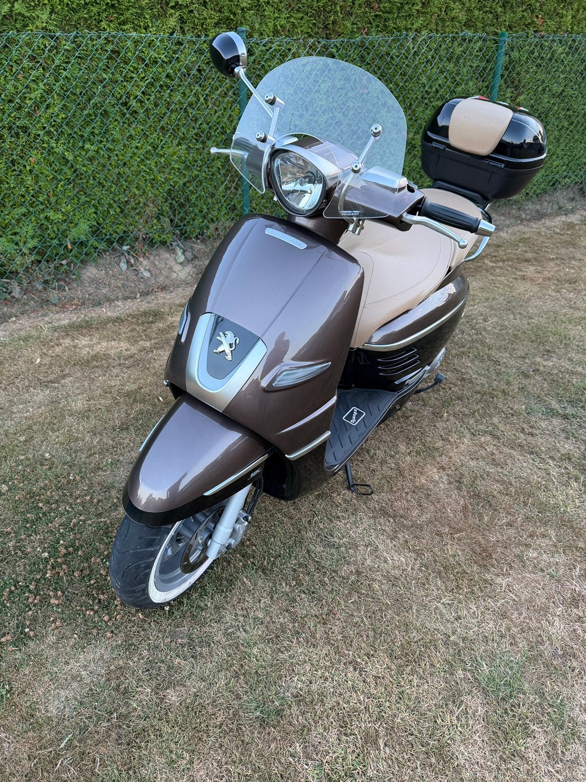 Peugeot Django 125cc, Ophalen, Zo goed als nieuw