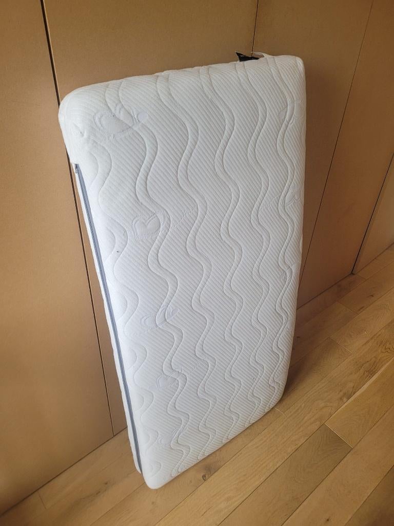 Matras babybed 60*120 kokoslatex, Ophalen, Zo goed als nieuw, Minder dan 140 cm, Matras