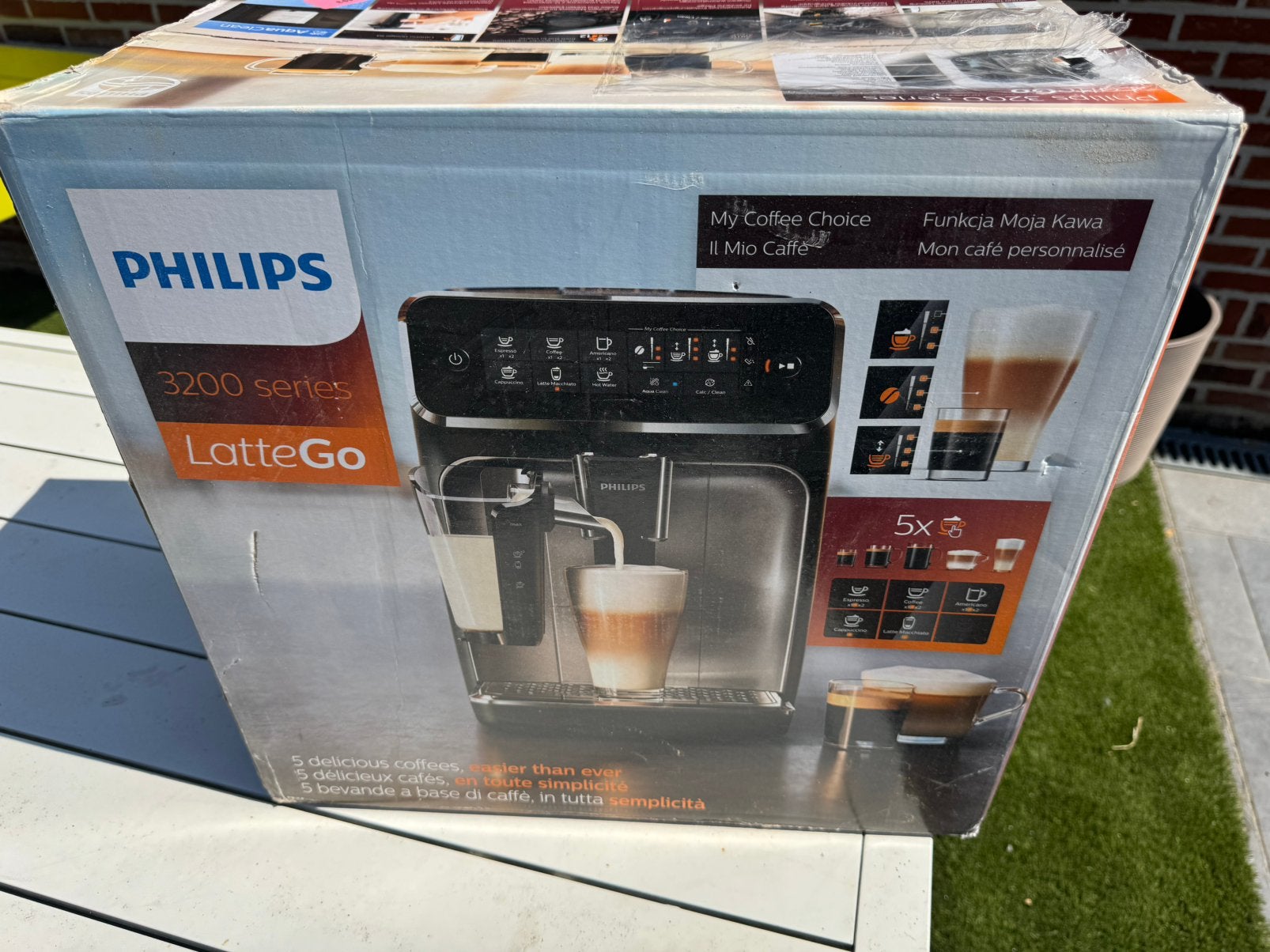 Philips Latte Go 3200, Elektronische apparatuur, Ophalen, Zo goed als nieuw, Afneembaar waterreservoir, Gemalen koffie