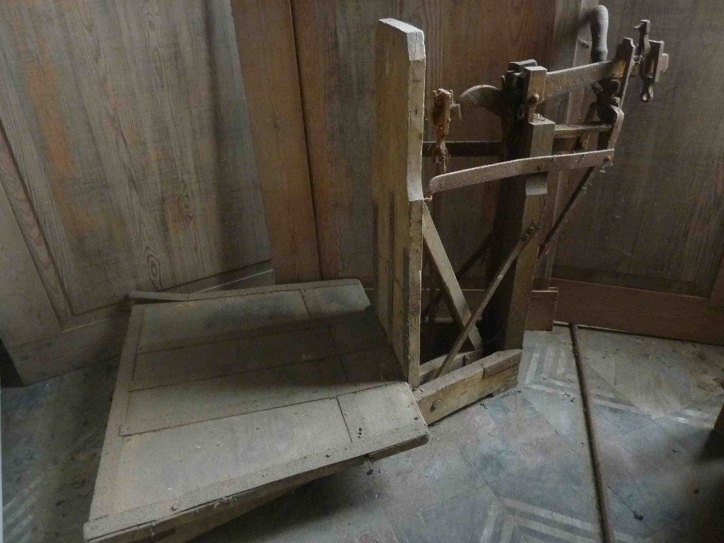 Antieke bascule, Enlèvement