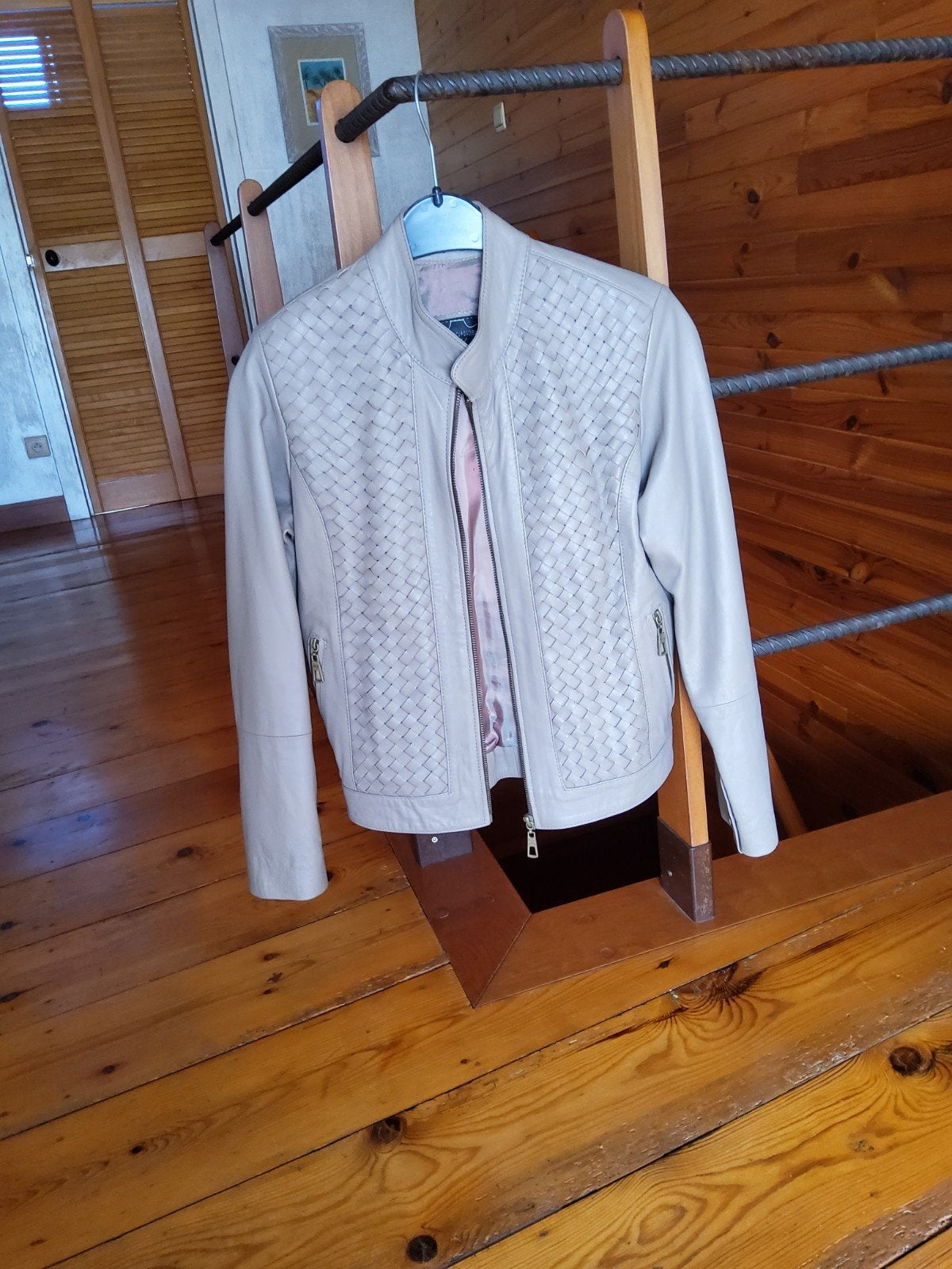 beige jas van lamsleer, Ophalen, Nieuw, Beige