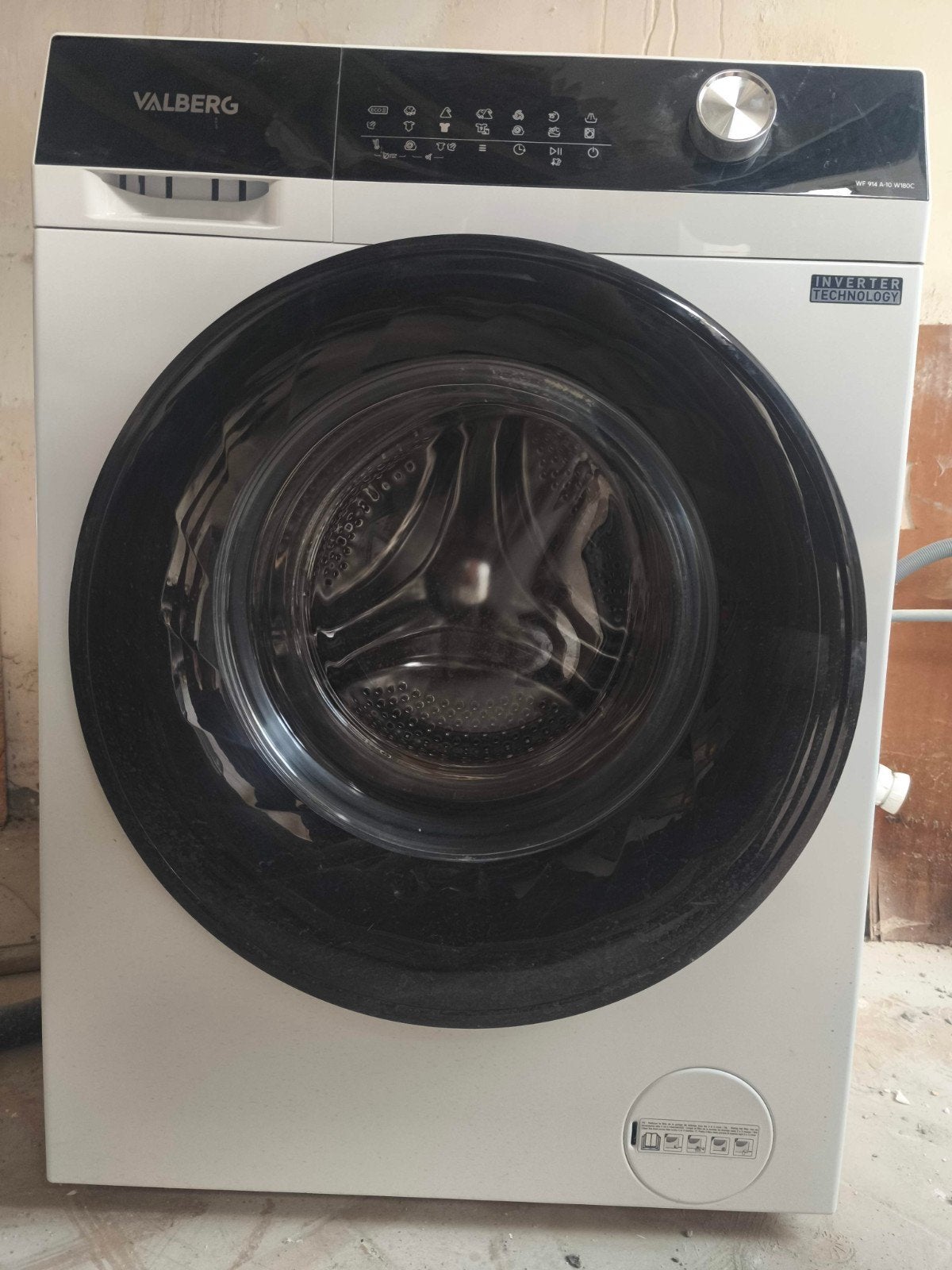 valberg wasmachine, Ophalen, 1200 tot 1600 toeren, 8 tot 10 kg, Zo goed als nieuw