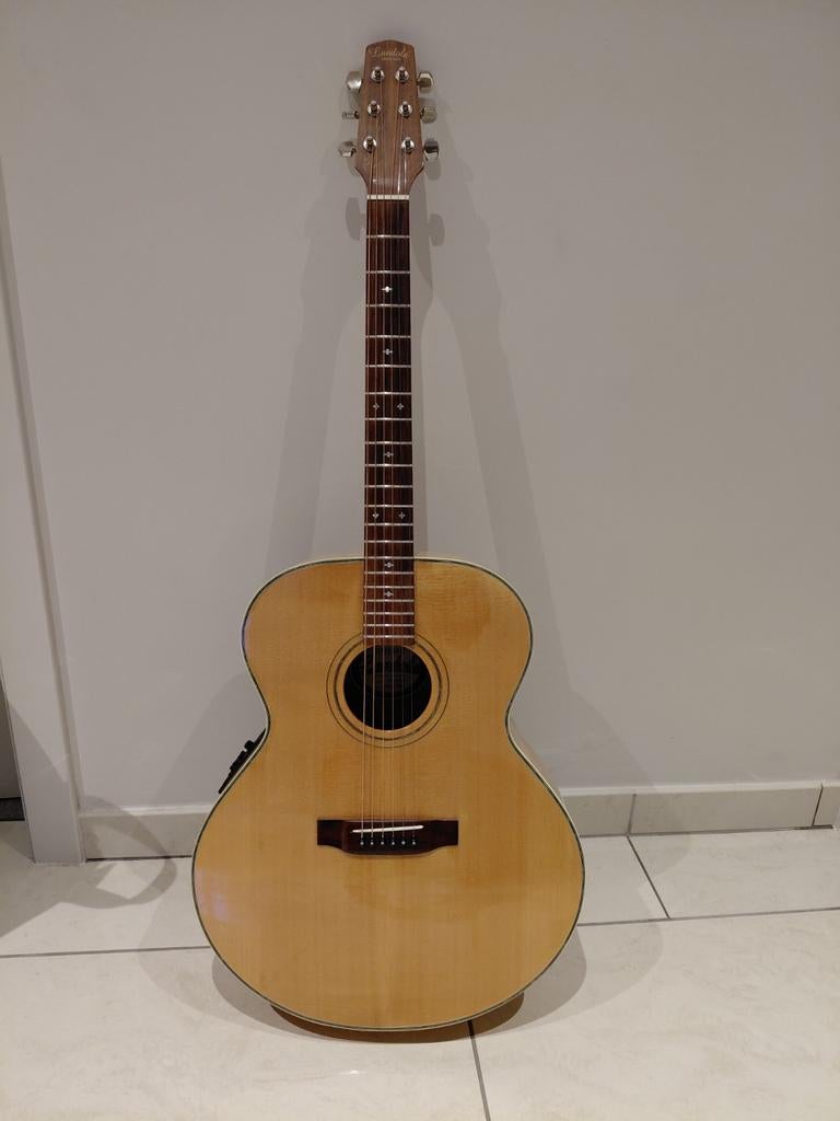 Landola JE-8000 akoestische elektrische gitaar, Enlèvement, Utilisé, Guitare Western ou Guitare Folk, Avec valise