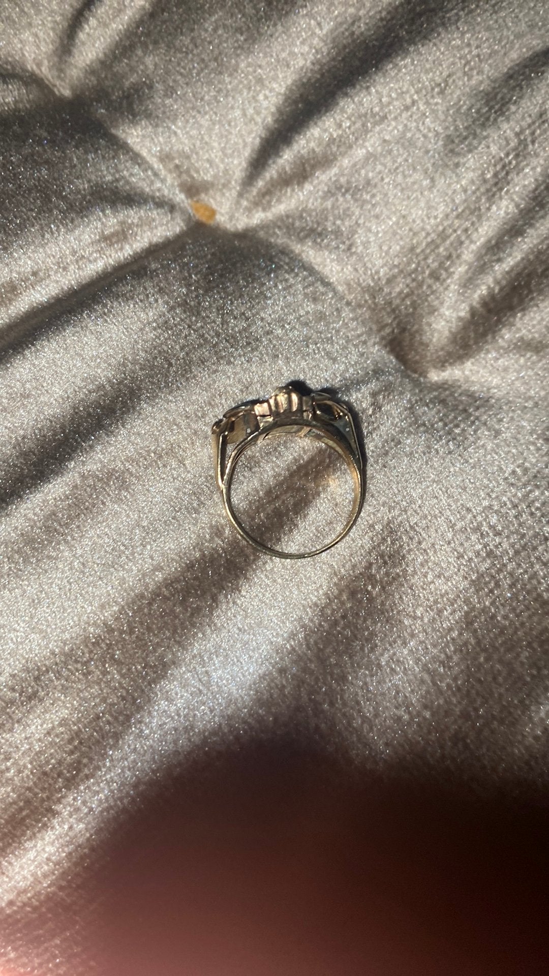 Goude ring 2,60 gram 9 karaat, Bijoux, Sacs & Beauté, Bagues, Enlèvement, Comme neuf