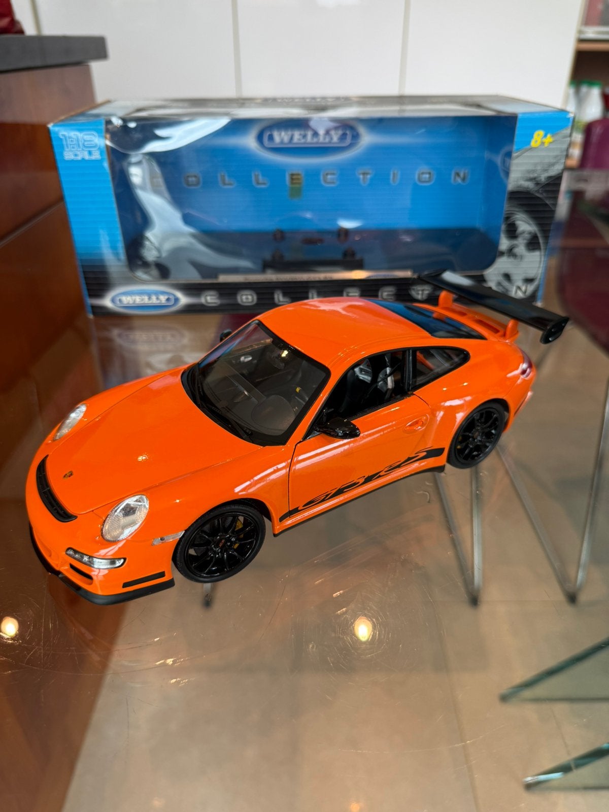 Zeldzame Porsche 911 997 GT3 RS 1:18 in doos, Ophalen of Verzenden, Zo goed als nieuw, Auto, Welly
