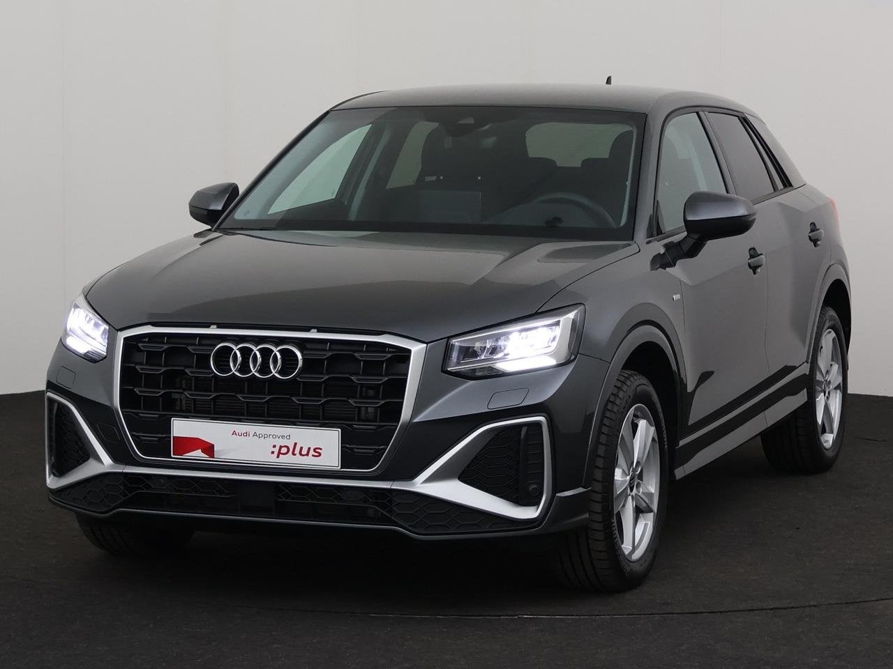 Audi Q2 35 TFSI Business Edition S line S tronic, Zilver of Grijs, https://public.car-pass.be/vhr/891bf03d-6fca-4e05-80c2-9b3cd5db62db