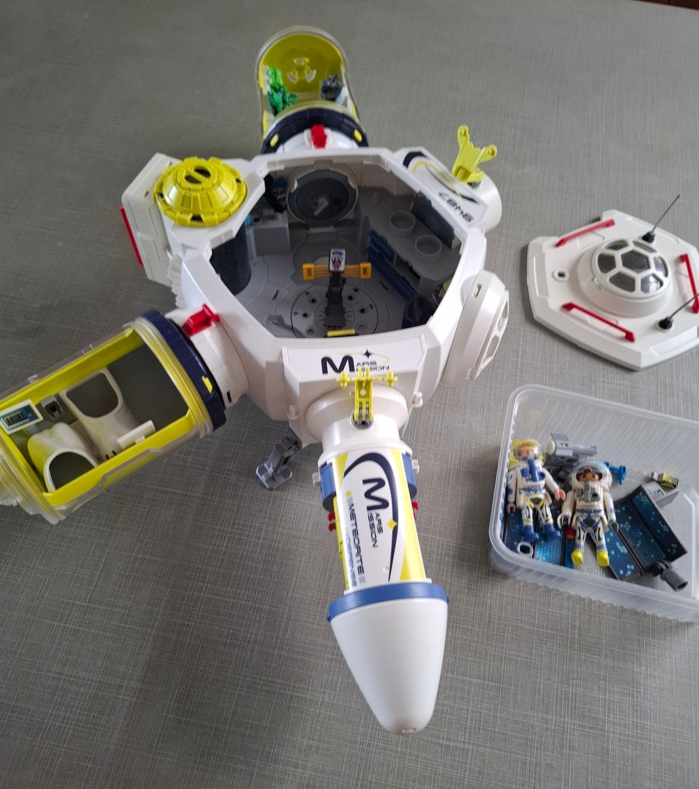 Playmobil ruimtestation  + lotje losse Playmobil, Kinderen en Baby's, Speelgoed | Playmobil, Ophalen