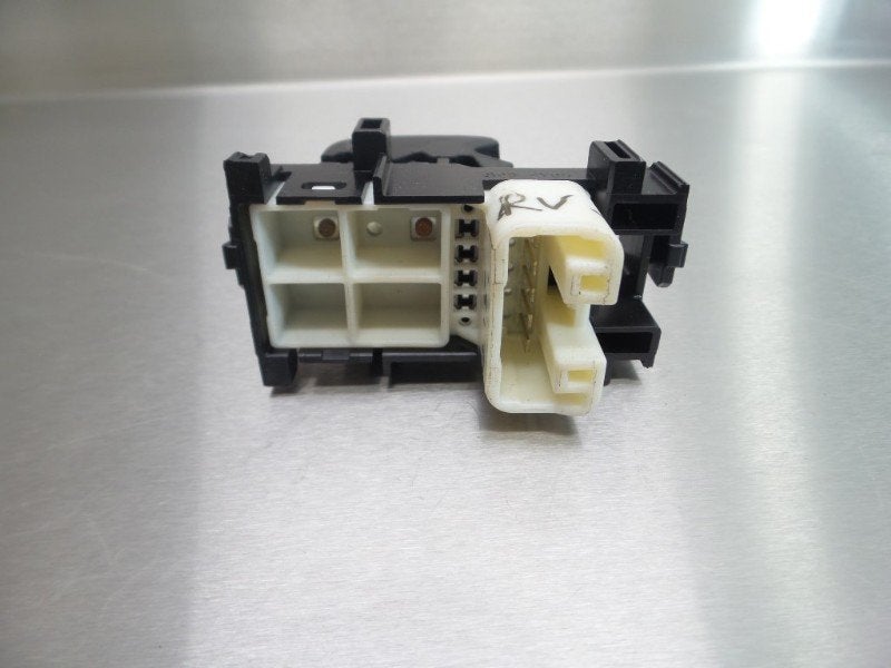 RAAMSCHAKELAAR Toyota Urban Cruiser (01-2009/03-2016), Gebruikt, Toyota