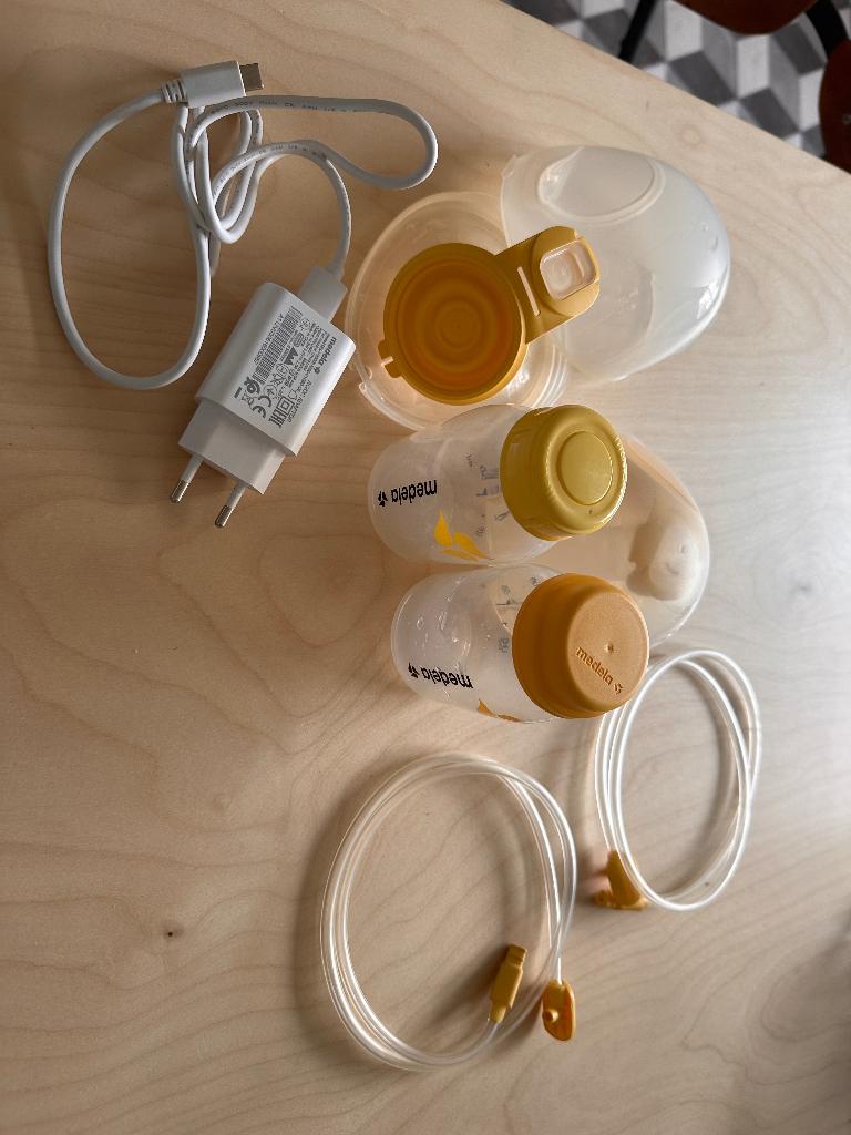 Accessoires voor borstkolven van Medela Solo, Ophalen, Gebruikt, Borstkolf