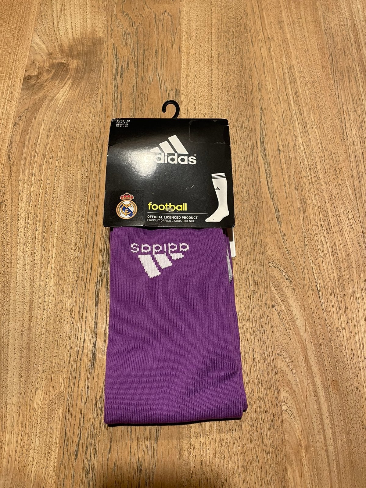 Nieuwe voetbalkousen Real Madrid Adidas maat 40 - 42, Kleding | Heren, Sokken en Kousen, Overige kleuren, Nieuw, Ophalen of Verzenden