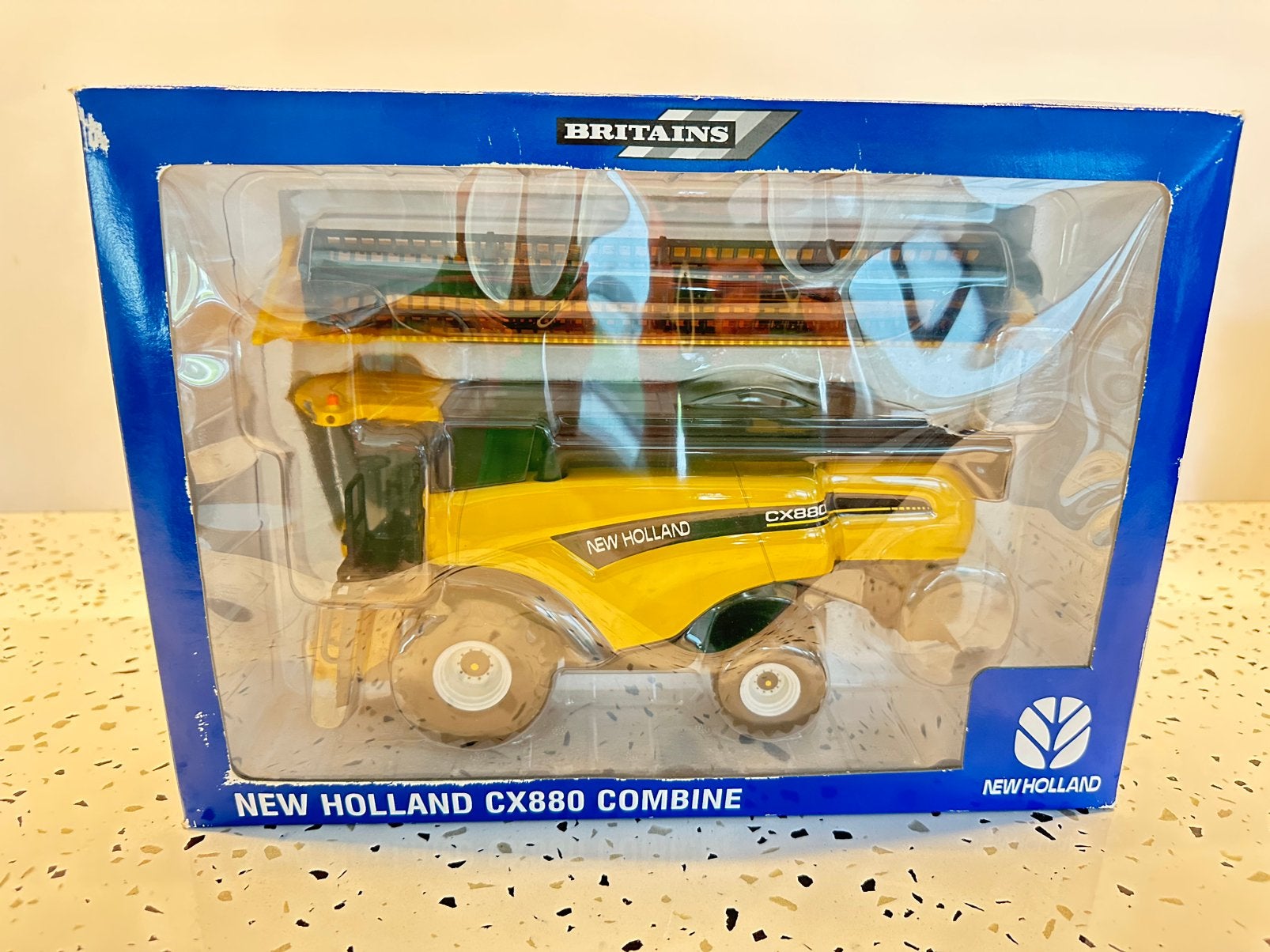miniatuur new holland cx880 combine, Hobby en Vrije tijd, Ophalen of Verzenden, Zo goed als nieuw, Britains