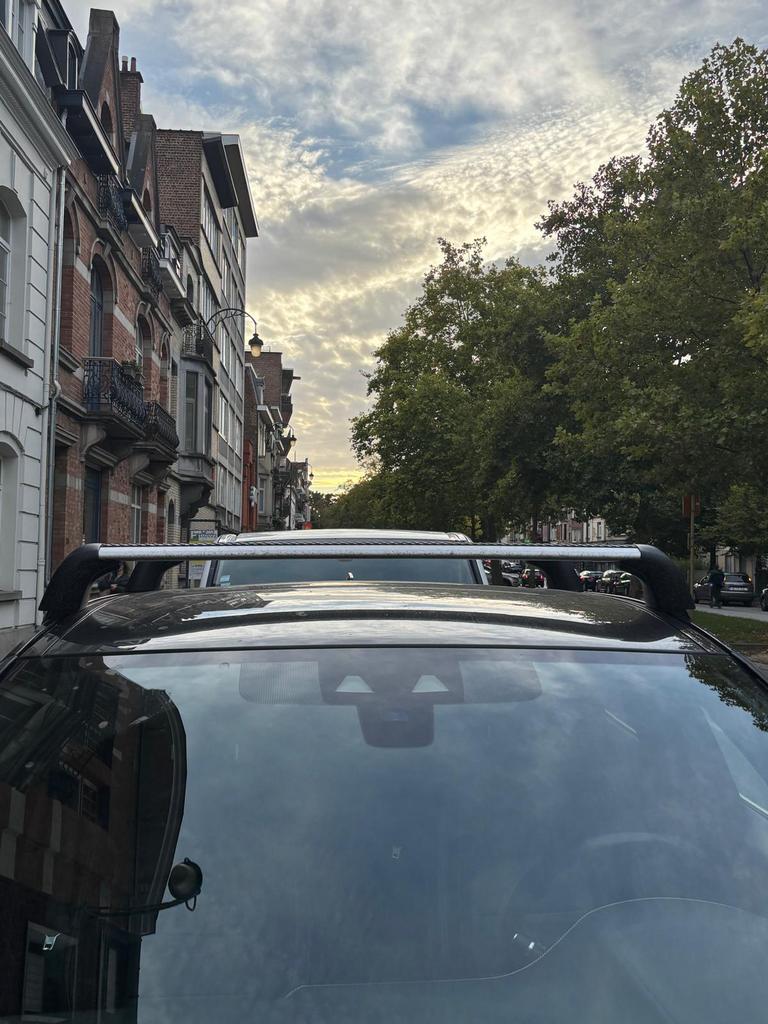 Barres de toit originales Jaguar à vendre, Autos : Divers, Porte-bagages, Neuf, Enlèvement