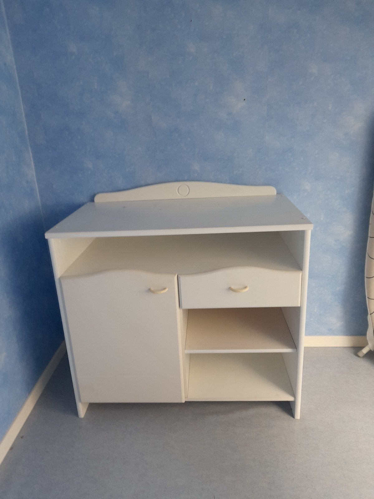Babycommode, Ophalen