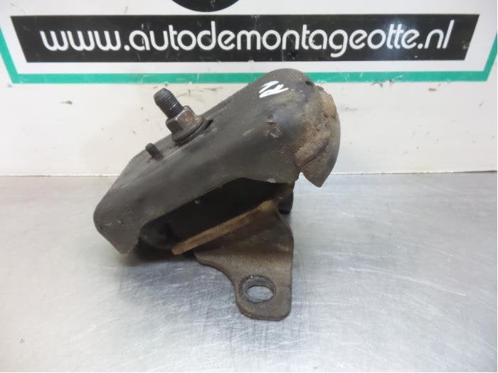 Motorsteun van een Kia Sorento (Sorento 03-), Auto-onderdelen, -, -, Ophalen of Verzenden, -