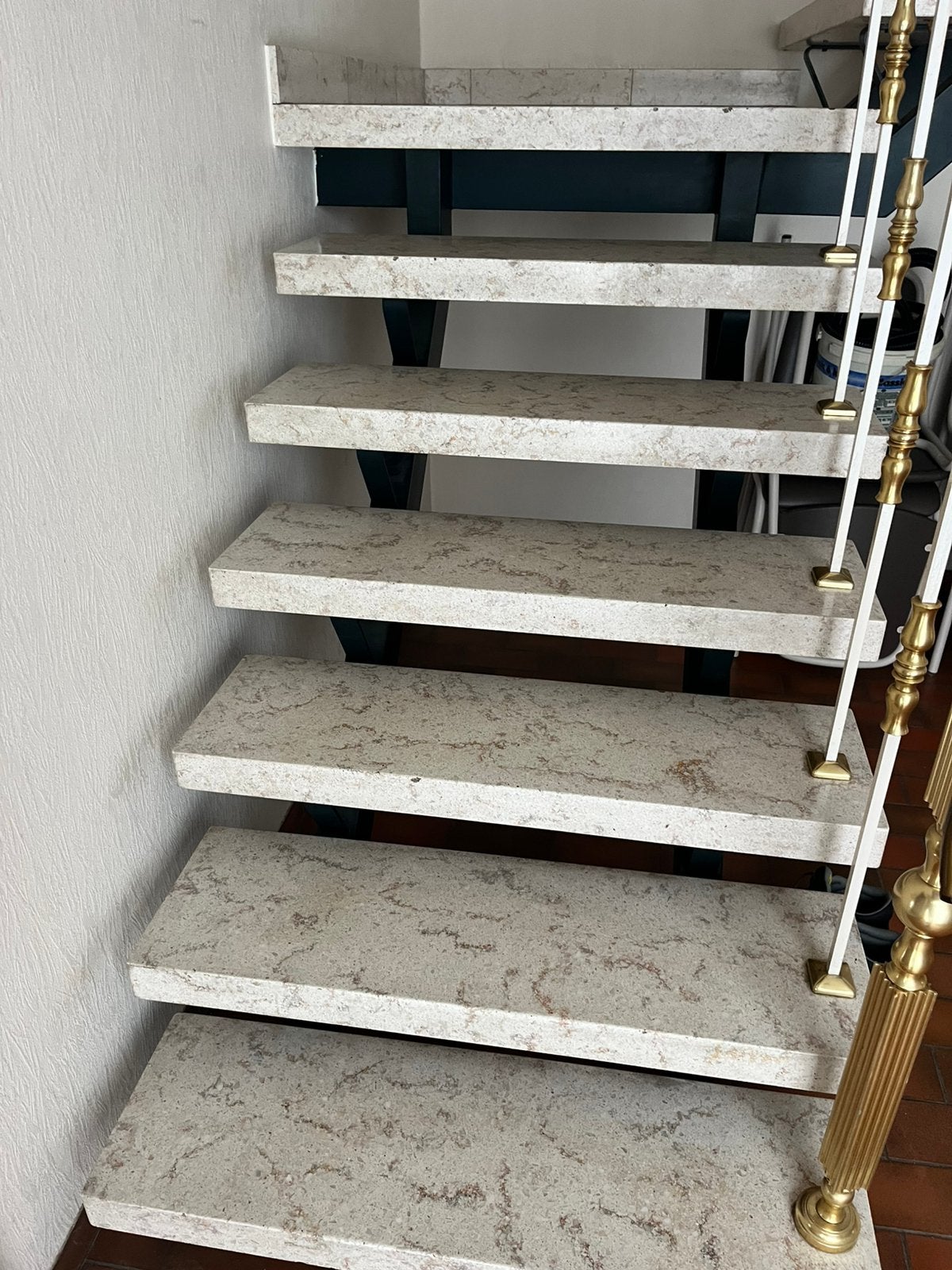 Escalier en marbre gratuit. Peut être démonté par vous-même, Enlèvement, Comme neuf, Escalier