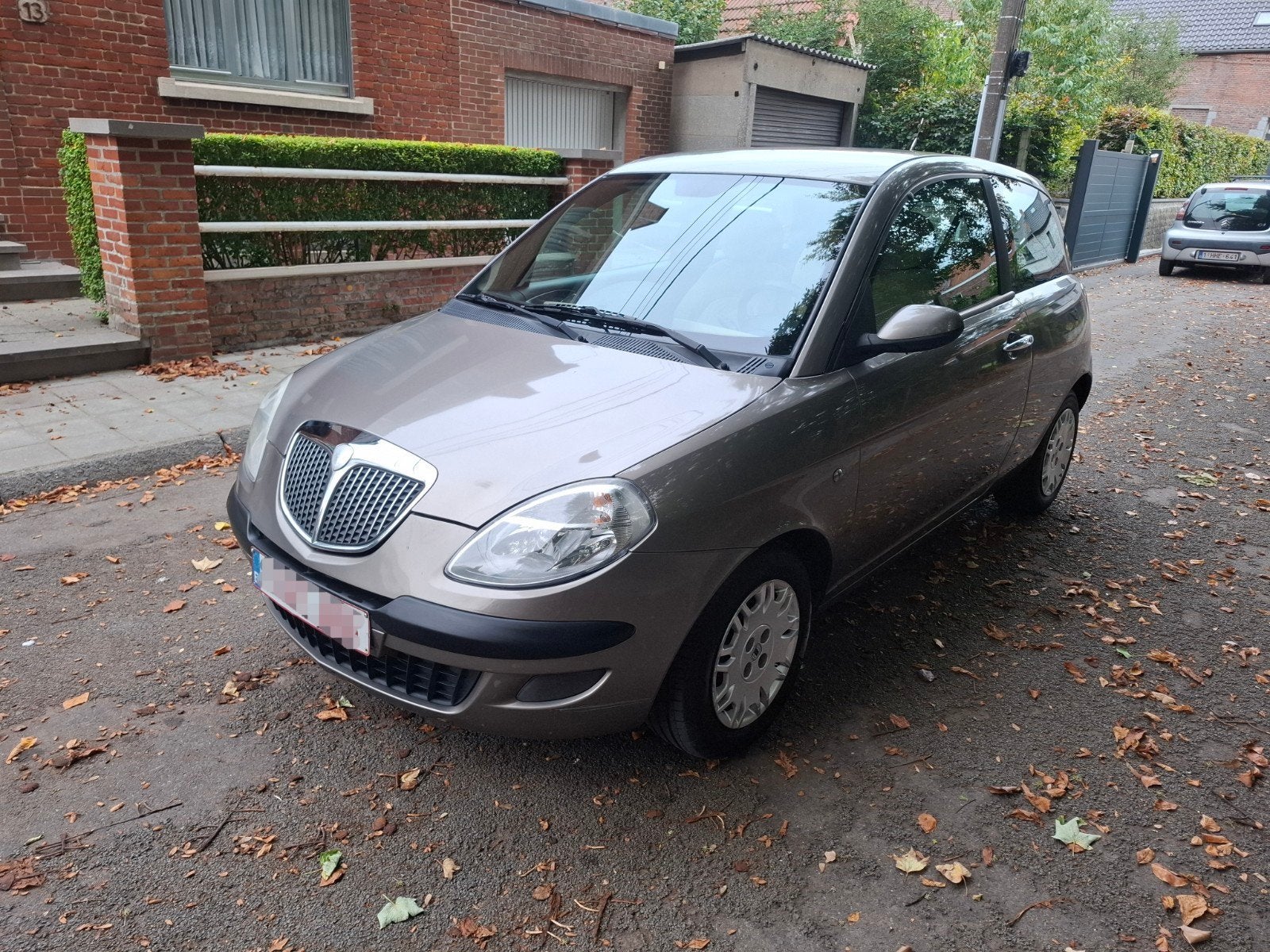 Lancia Ypsilon Automatique 1.4i Essence Euro 4, Auto's, Automaat, Verwarmde buitenspiegels, 1400 cc, Particulier
