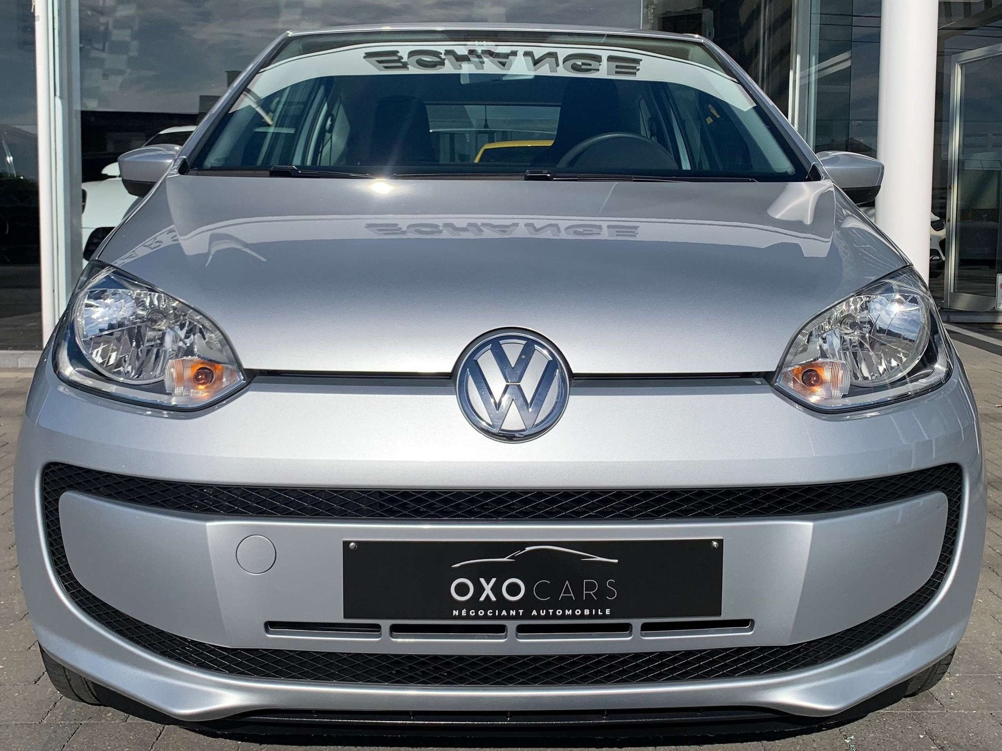 Volkswagen up! 1.0i Essence 60CV / Airco / Carnet Complet VW, Auto's, Voorwielaandrijving, Stof, Gebruikt, Up!