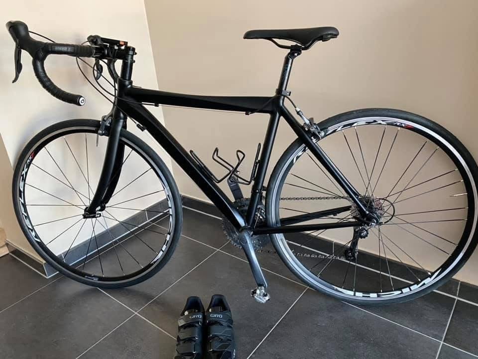 Koersfiets Atom6, Ophalen, Zo goed als nieuw