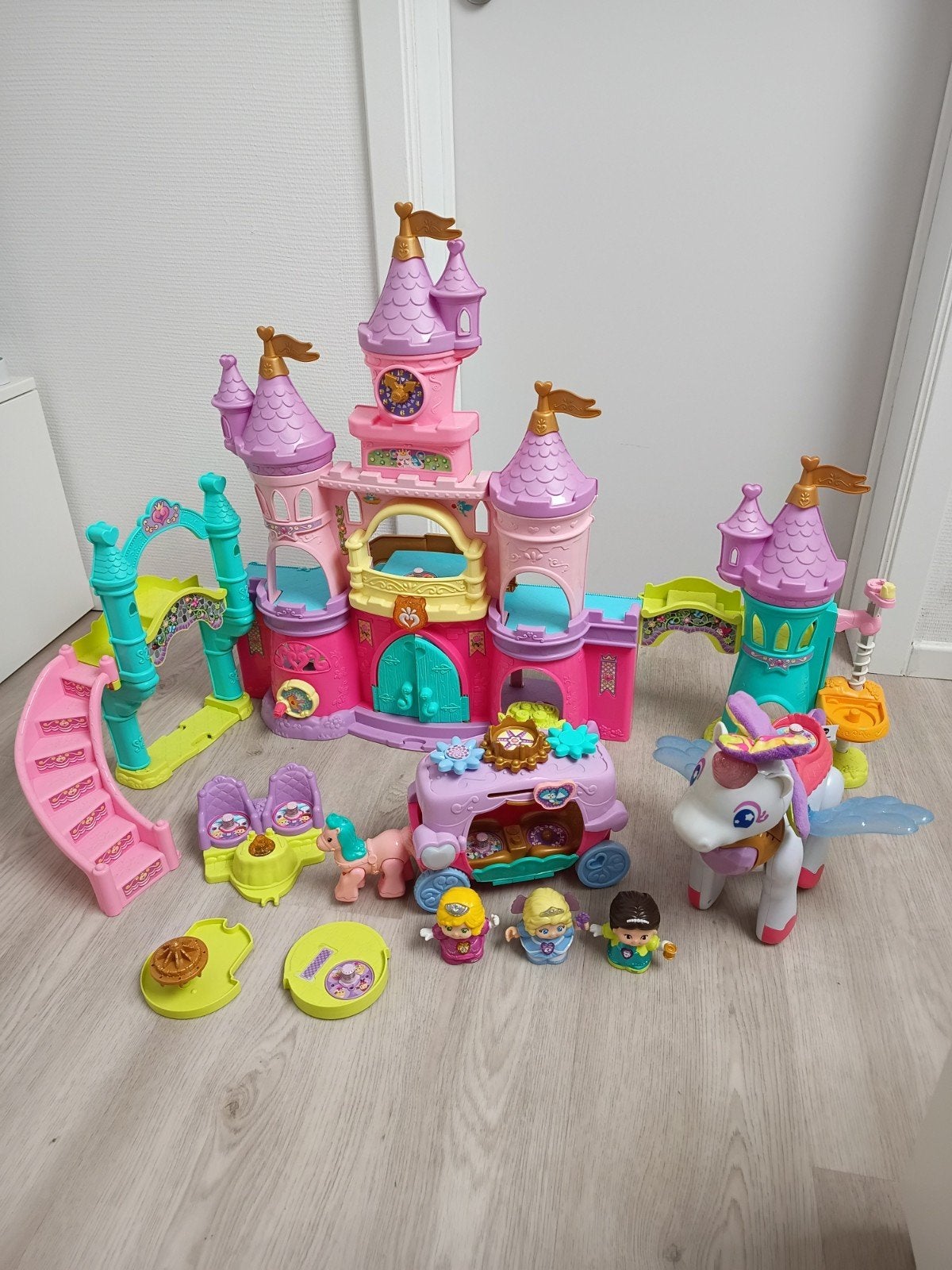 Vtech Vrolijke vriendjes magisch kasteel, Kinderen en Baby's, Ophalen