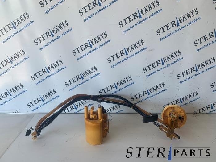 Pompe carburant électrique d'un Mercedes C-Klasse, 3 mois de garantie, Utilisé, -, -