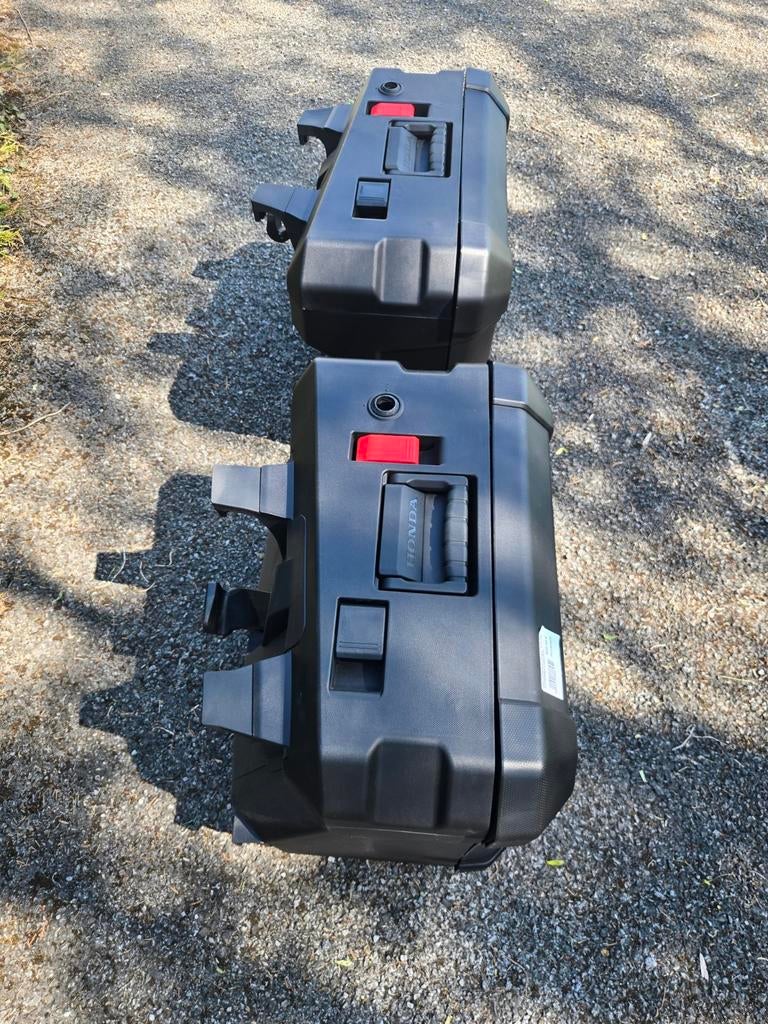 Valises Honda Africa Twin Neuves, Ophalen