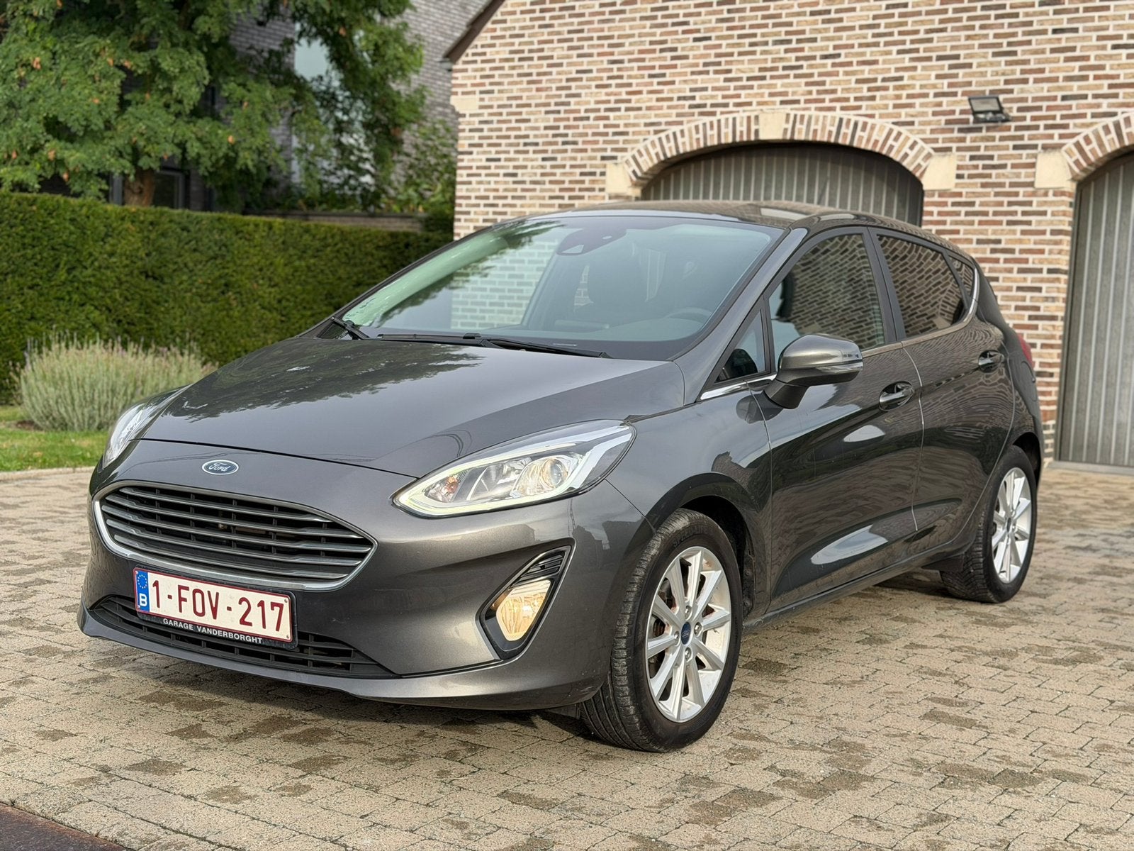 Ford Fiesta ESSENCE 2020 Prête a immatricule, Autos, Argent ou Gris, Achat, Boîte manuelle, Entretenue par le concessionnaire