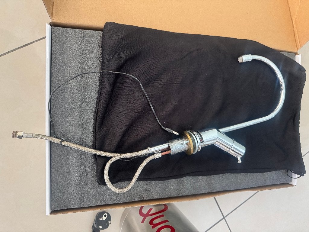 Gebruikte set Quooker kraan inclusief PRO3-VAQ reservoir, Ophalen, Zilver, Metaal, Overige merken