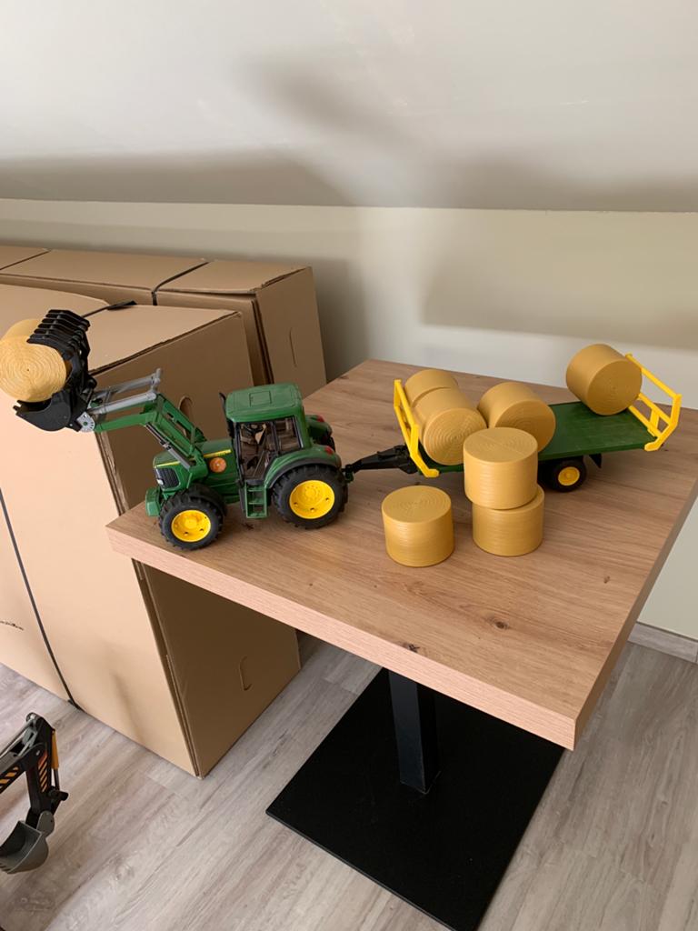 Tractor met aanhanger en hooibalen, Kinderen en Baby's, Speelgoed |Speelgoedvoertuigen, Ophalen, Zo goed als nieuw