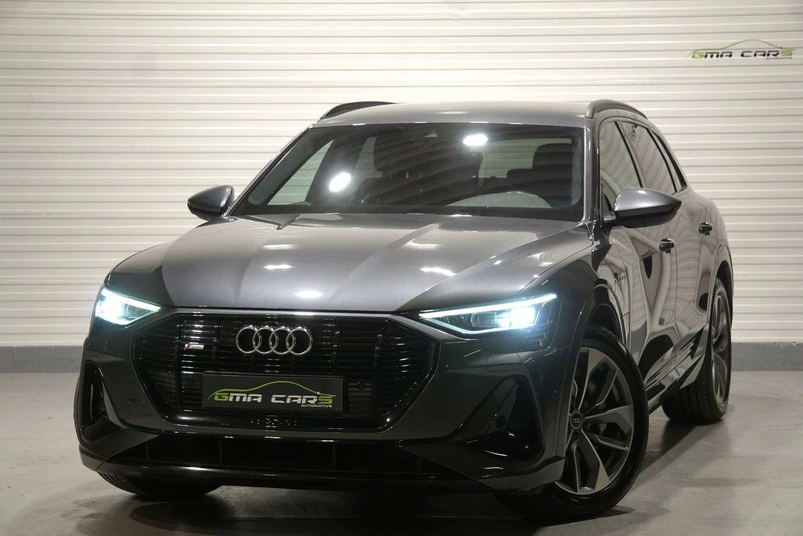 Audi e-tron E-Tron 95 kWh 55 Quattro S line Aut-Navi-Cam-Key, Autos, Cuir, Argent ou Gris, Achat, 408 ch