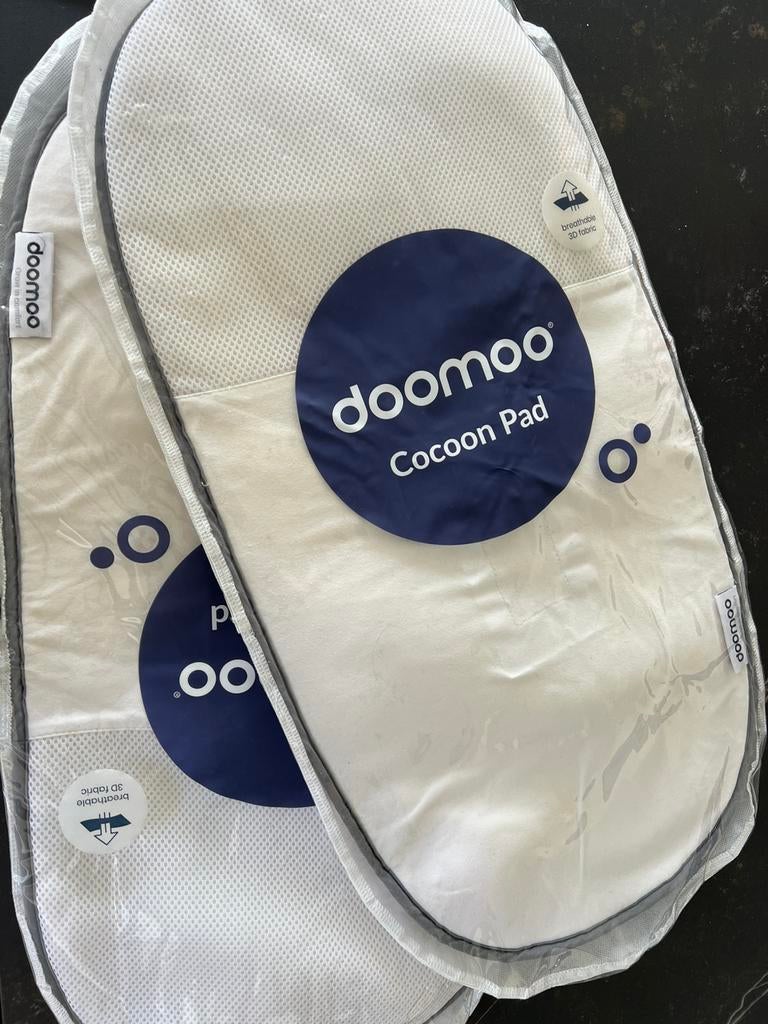 Doomoo babynestje met 2 inleg pads, Kinderen en Baby's, Ophalen, Zo goed als nieuw
