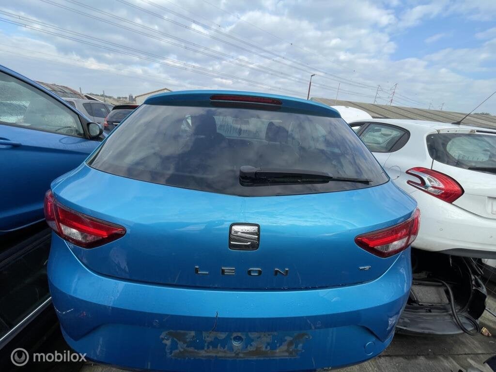 Achterklep origineel blauw Seat Leon 5F ('13->), Enlèvement ou Envoi, Haillon arrière, Utilisé, Seat