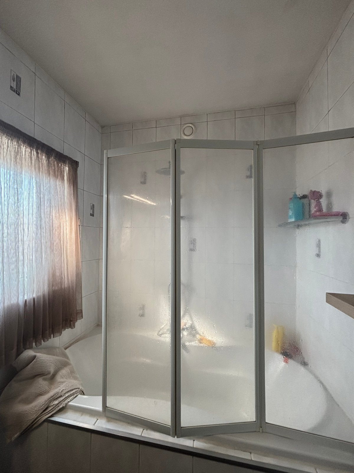 Cabine de douche pliable en 3 parties Bon état, Enlèvement, Comme neuf, Avec douche