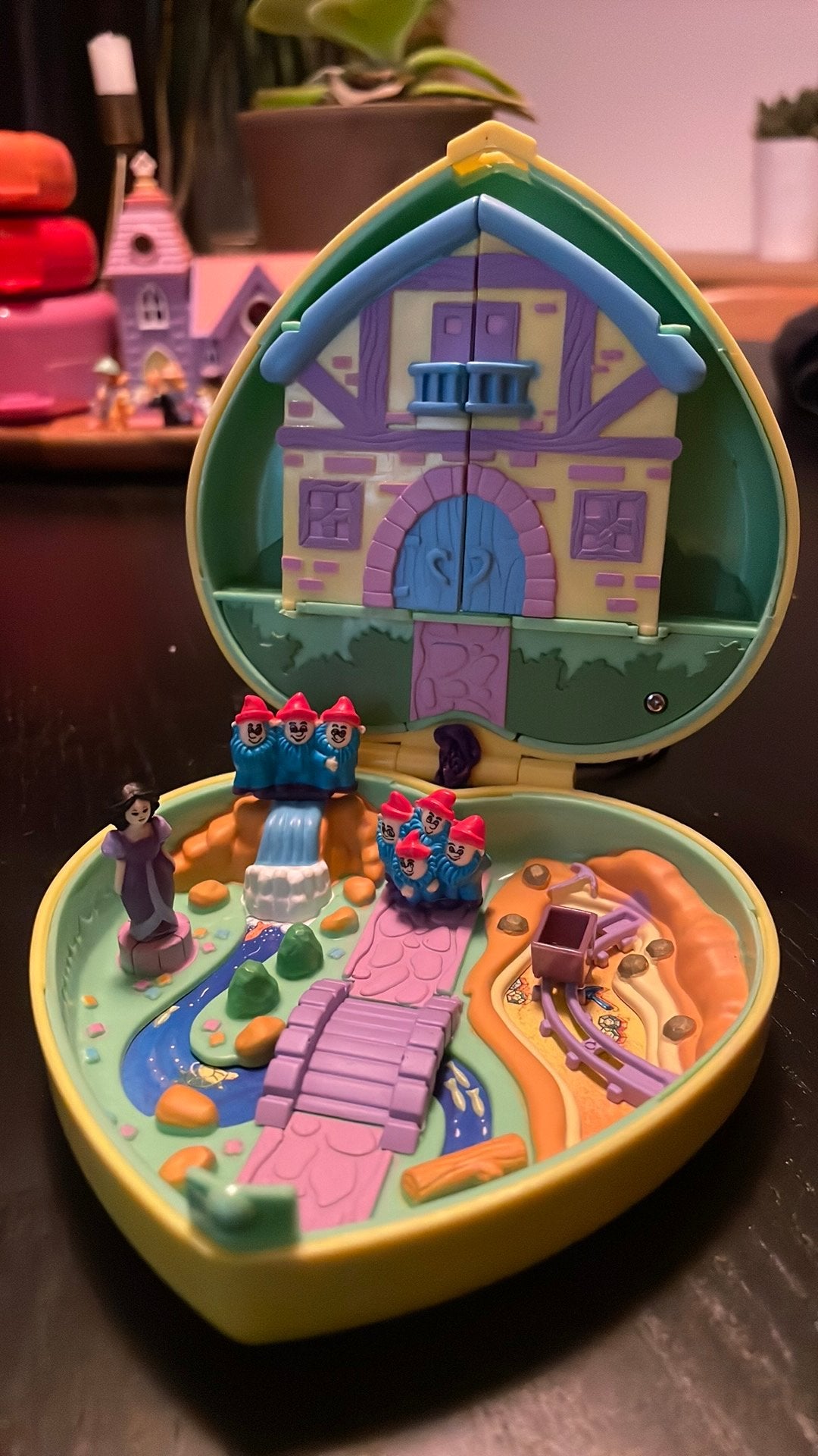 Polly Pocket style - Snowwhite and the seven dwarfs, Ophalen