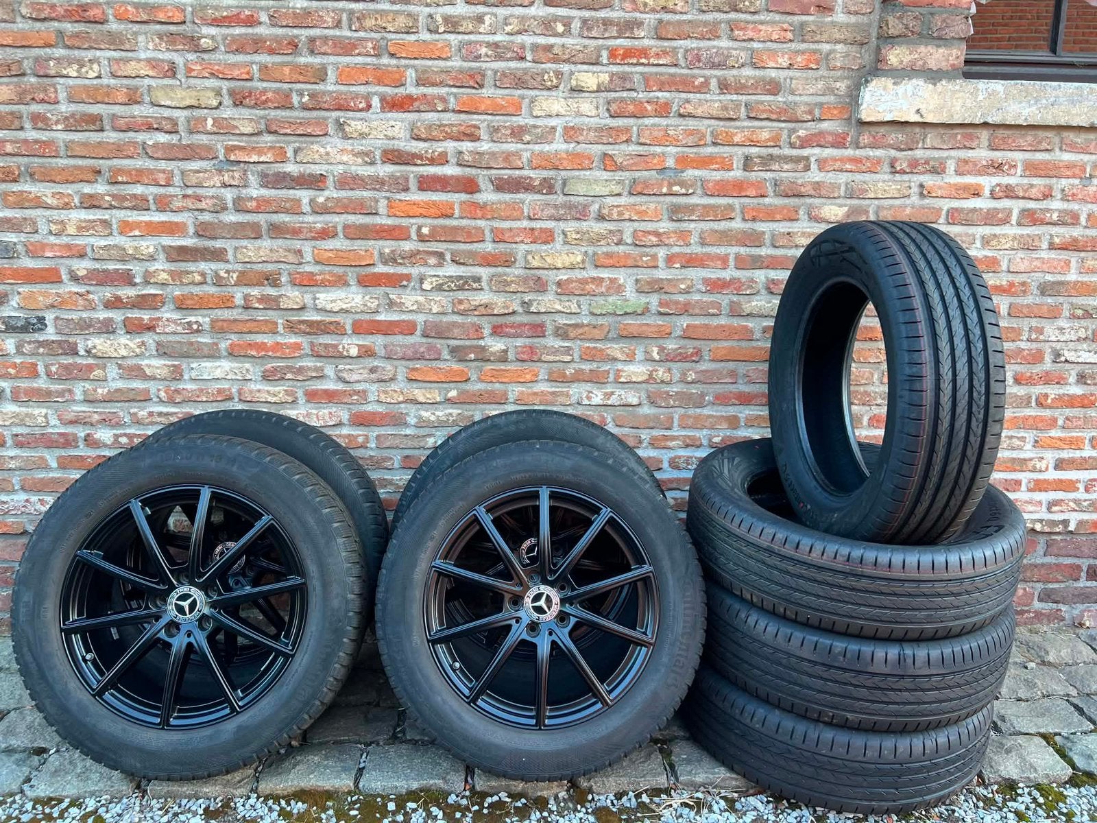 D'HIVER MERCEDES GLB ET 4 NOUVEAUX PNEUS D'ÉTÉ 215/60/R18, Pneus et Jantes, 215 mm, Véhicule de tourisme, Pneus été