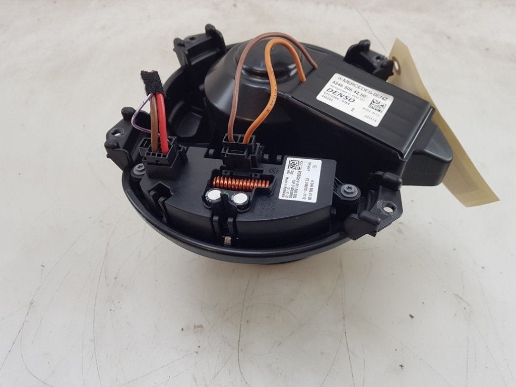VENTILATEUR RADIATEUR MOTEUR A (W176) (|A2469064200|), Autos : Pièces & Accessoires, Climatisation & Chauffage, Mercedes-Benz