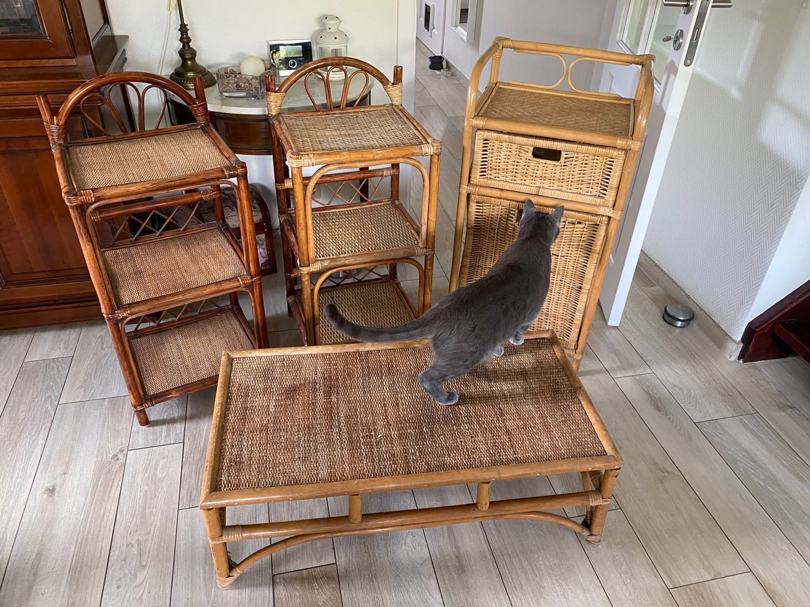 Petits meubles en rotin vintage, Enlèvement