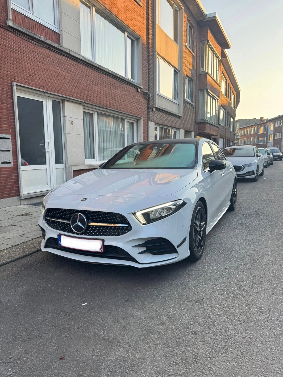 Mercedes A180 | Essence | Amg Line, 100 kW, Classe A, Achat, Alcantara