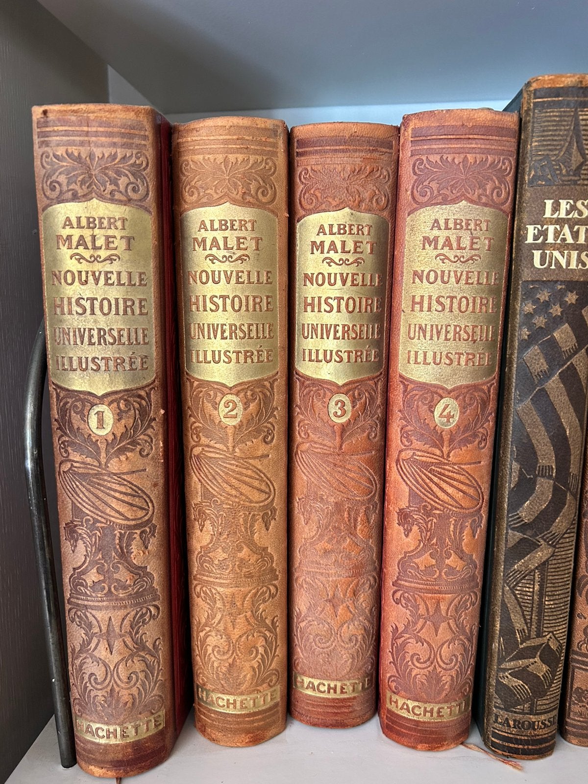Nouvelle histoire universelle illustrée., Livres, Enlèvement ou Envoi, Comme neuf